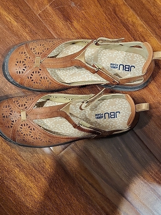 JBU Shoes - JBU Women's Brown Laser-Cut T-Strap Sandals